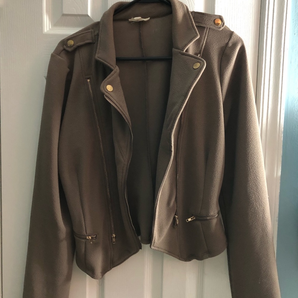 Stylish Tan/Brown Jacket